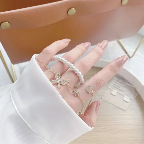 NEW 14K Gold Plated Diamond Butterfly Necklace b - Picture 4 of 7